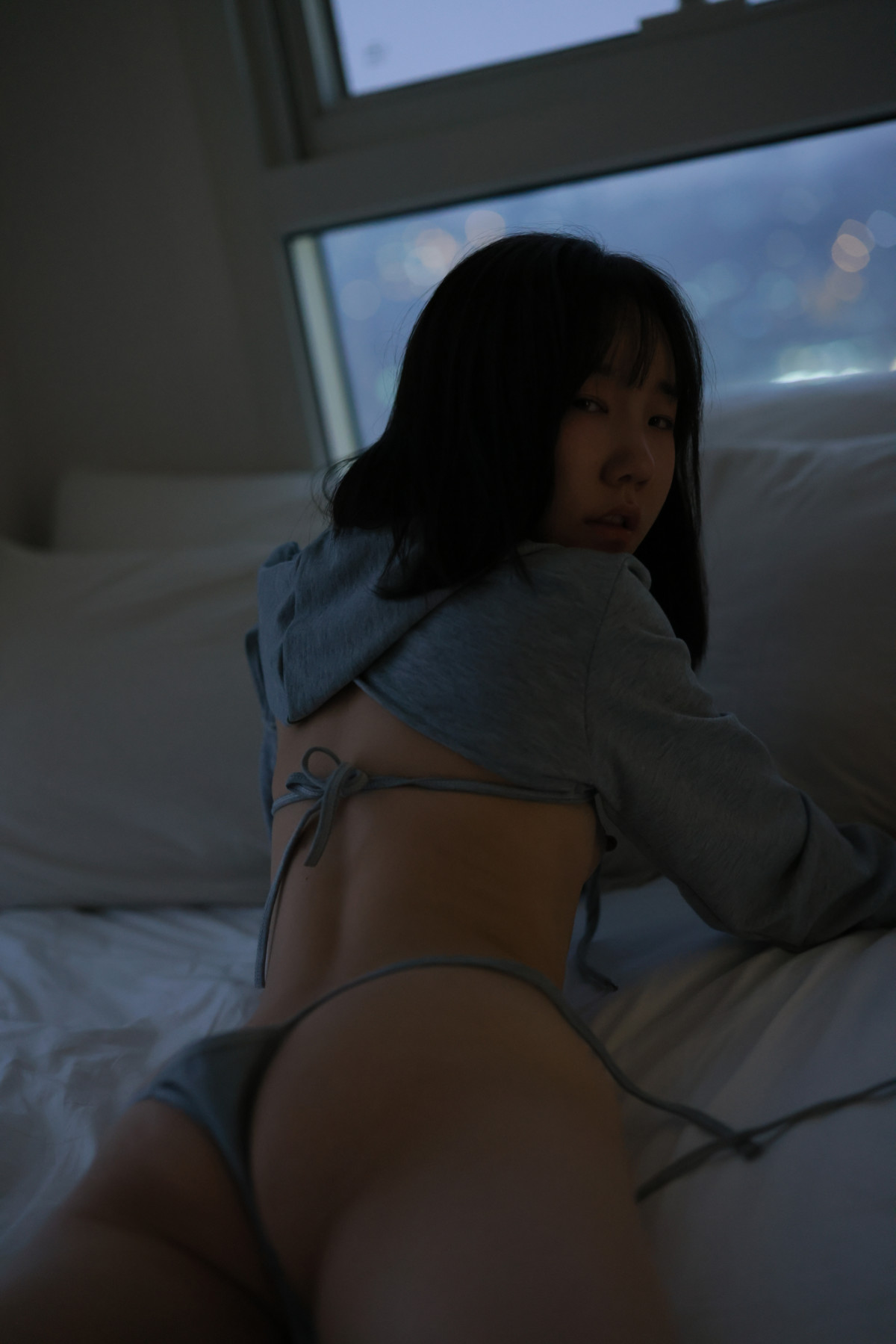 Han Yeri 한예리, SWEETBOX Vol.28 “At Dawn” Set.01の写真 19