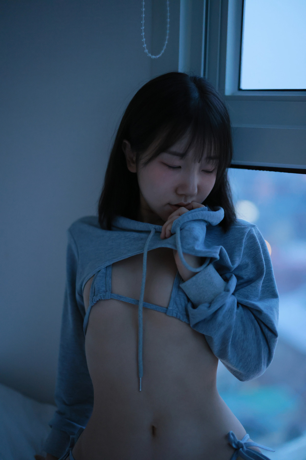 Han Yeri 한예리, SWEETBOX Vol.28 “At Dawn” Set.01の写真 23