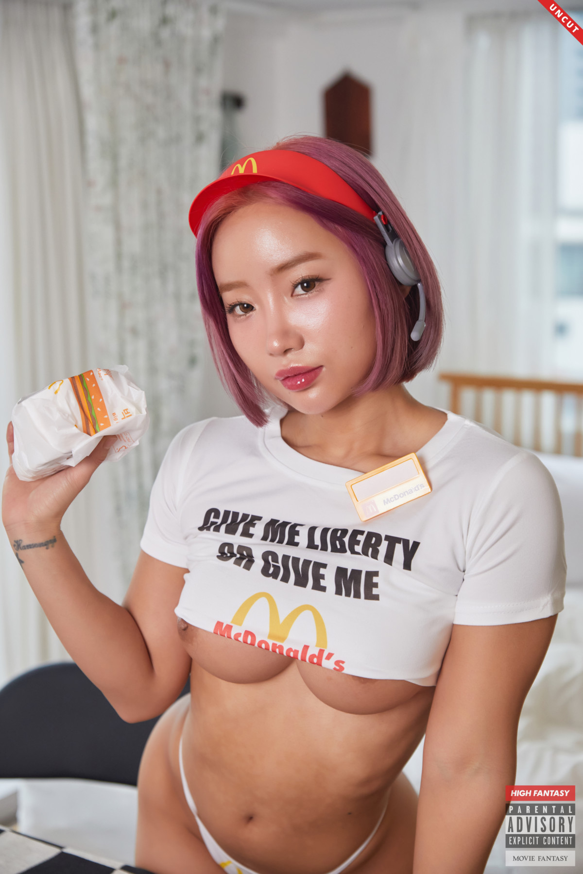 Booty Queen 엉덩퀸, HIGH FANTASY Vol.03 “Delivery Girl”の写真 17