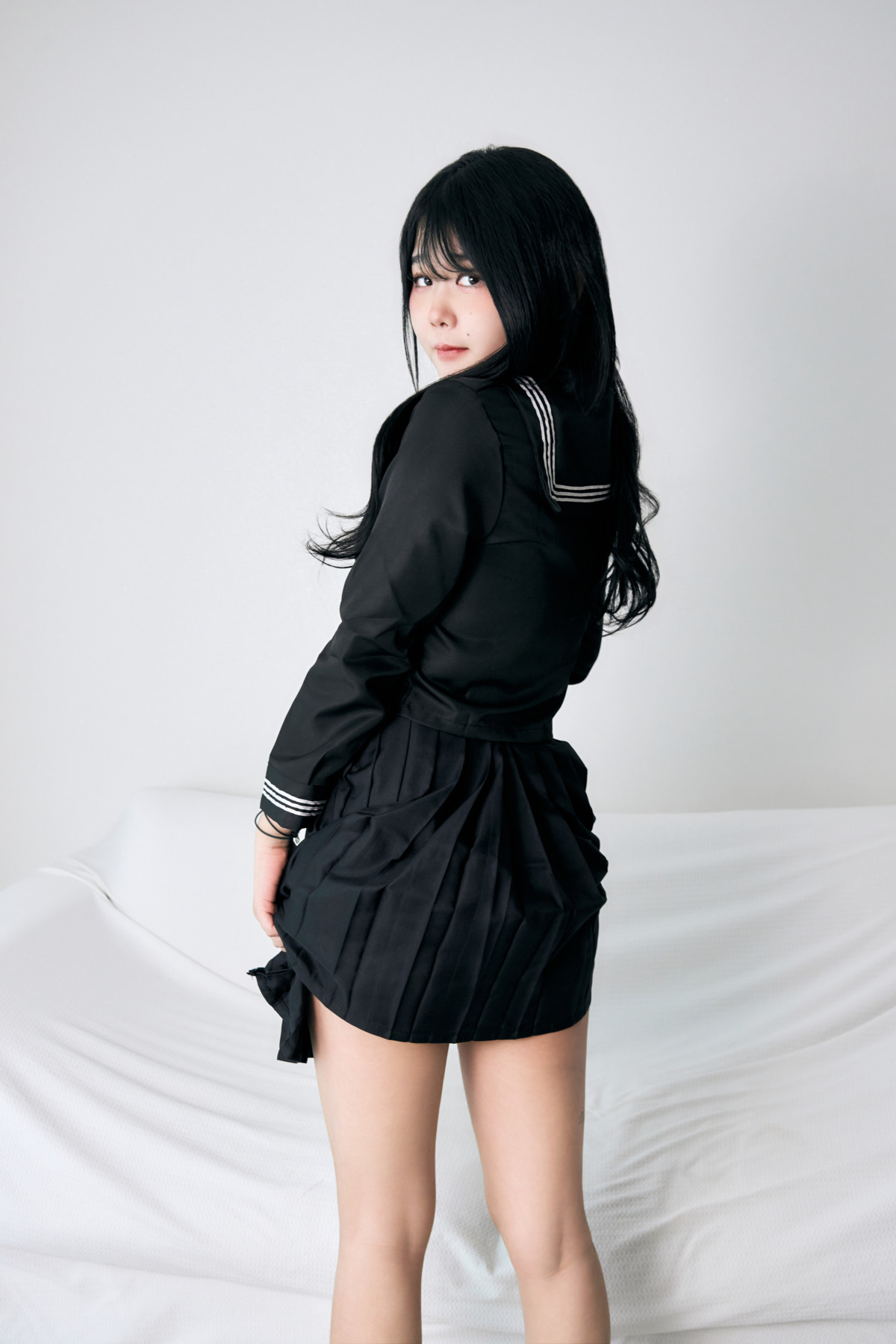 ZIA.Kwon 권지아, UMIZINE Vol.03 “With Zia” Set.01の写真 10