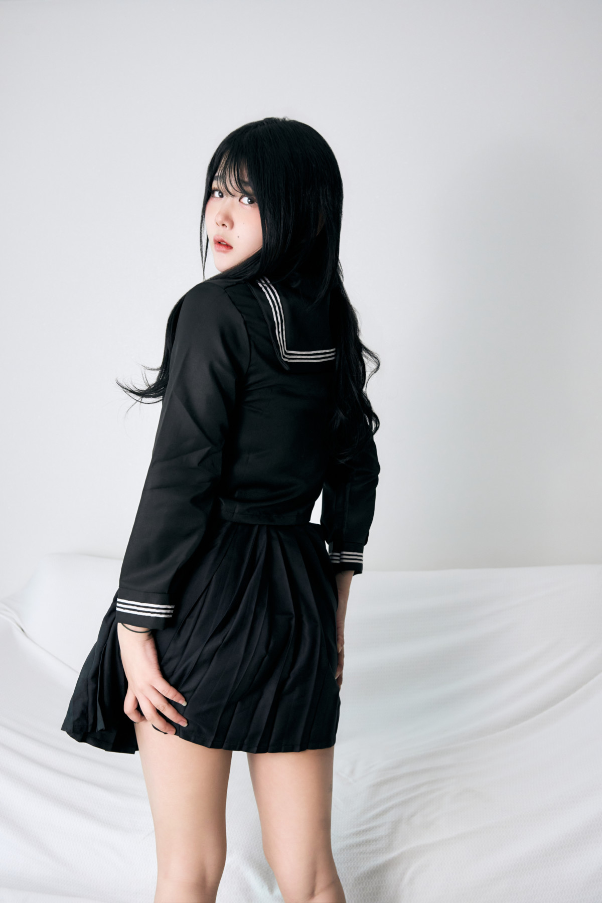 ZIA.Kwon 권지아, UMIZINE Vol.03 “With Zia” Set.01の写真 11