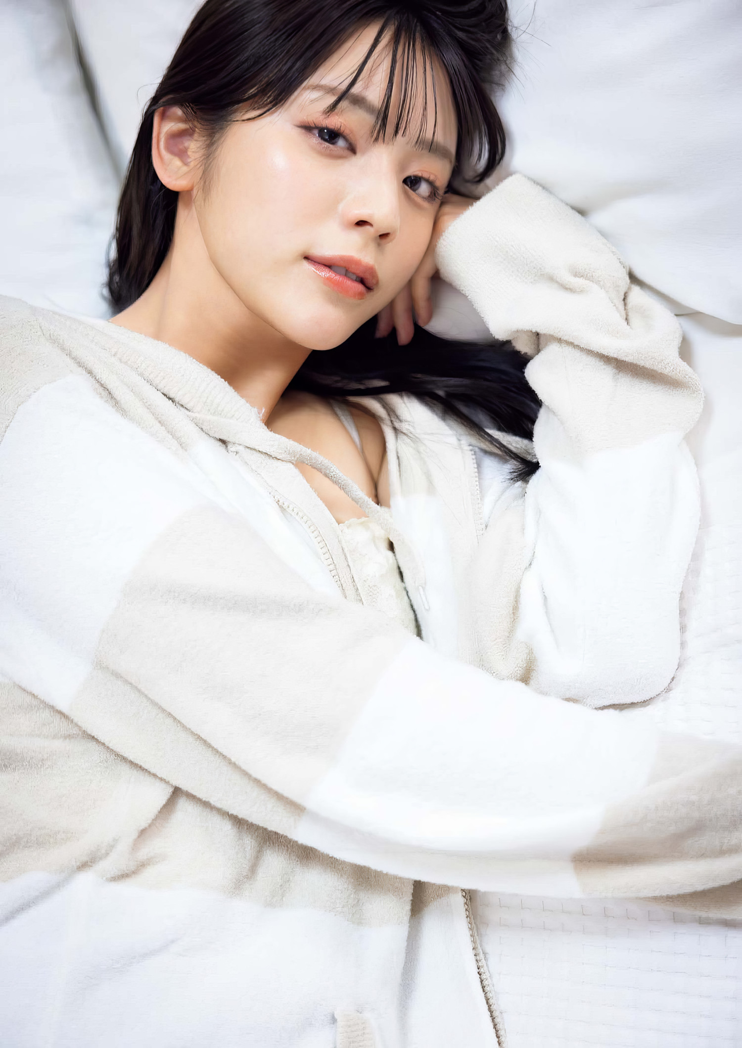 Asuka Kijima 貴島明日香, Big Comic Spirits 2024 No.26 (ビッグコミックスピリッツ 2024年26号)の写真 8