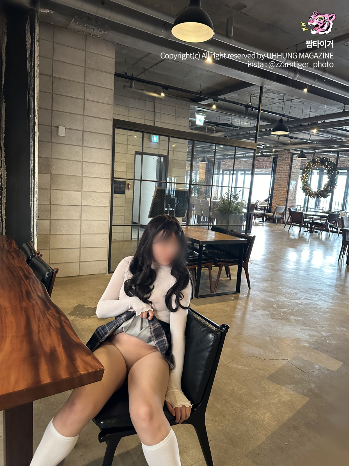 Daa 다아, UHHUNG Magazine “The Penalty” Set.02の写真 38