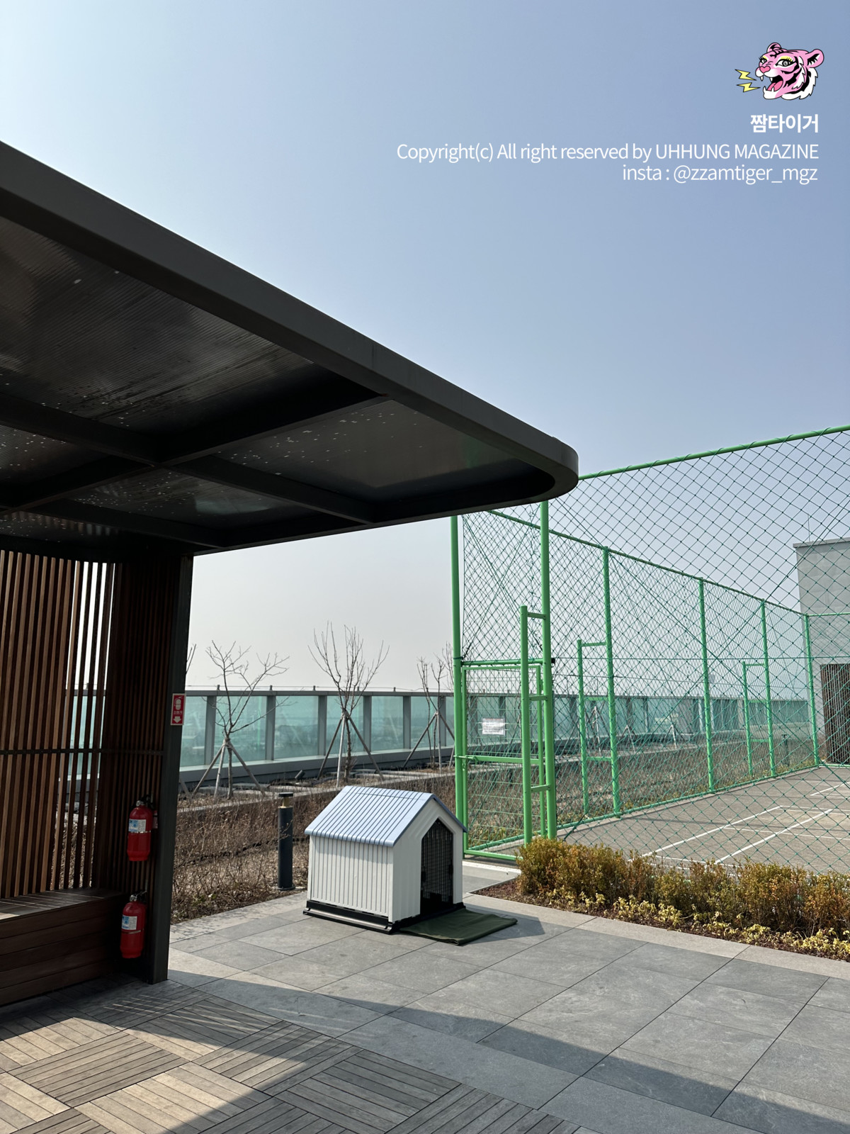 Yoonvely 윤블리, UHHUNG Magazine Vol.04 “Milltary” Set.01の写真 11