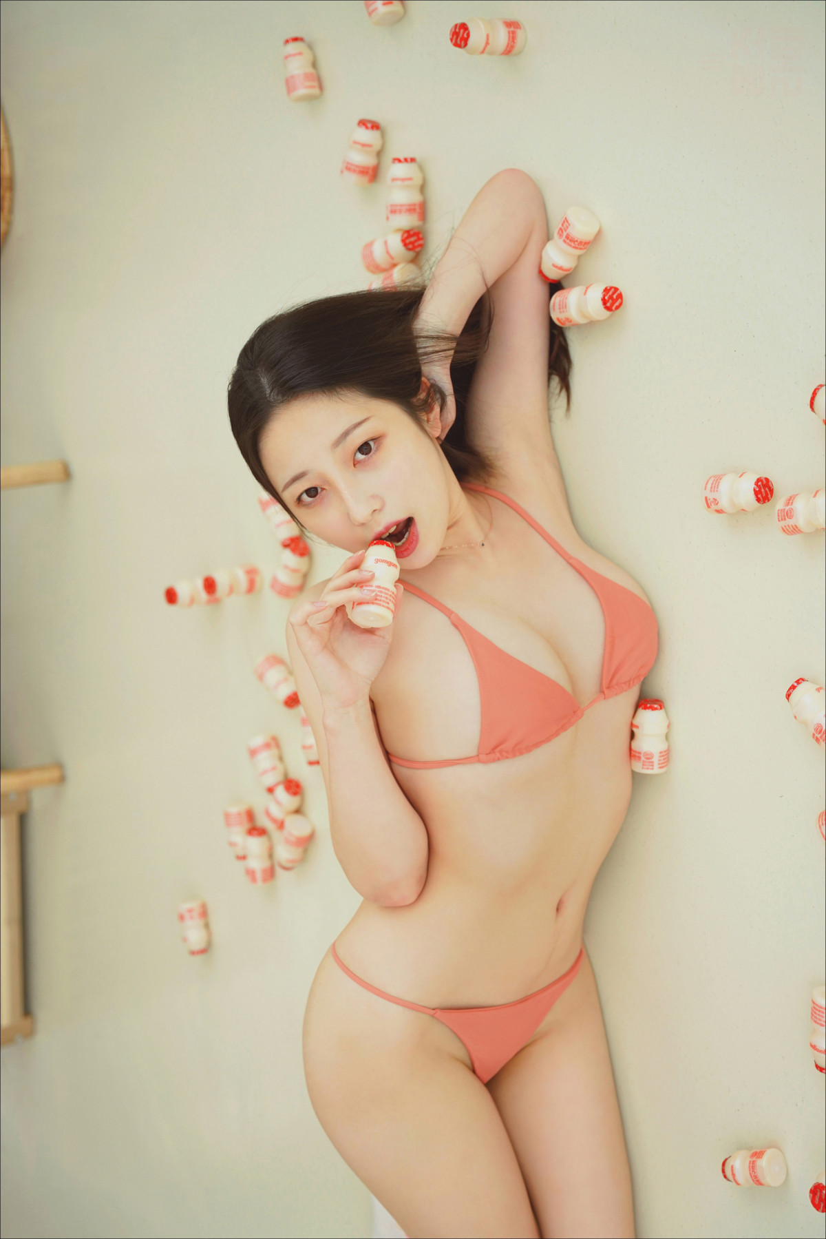RISA 리사, Photobook “Yogu Yogu” Set.02の写真 32