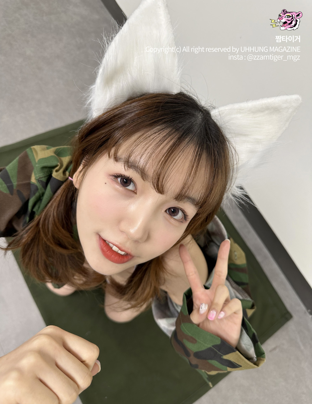 Yoonvely 윤블리, UHHUNG Magazine Vol.04 “Milltary” Set.04の写真 33