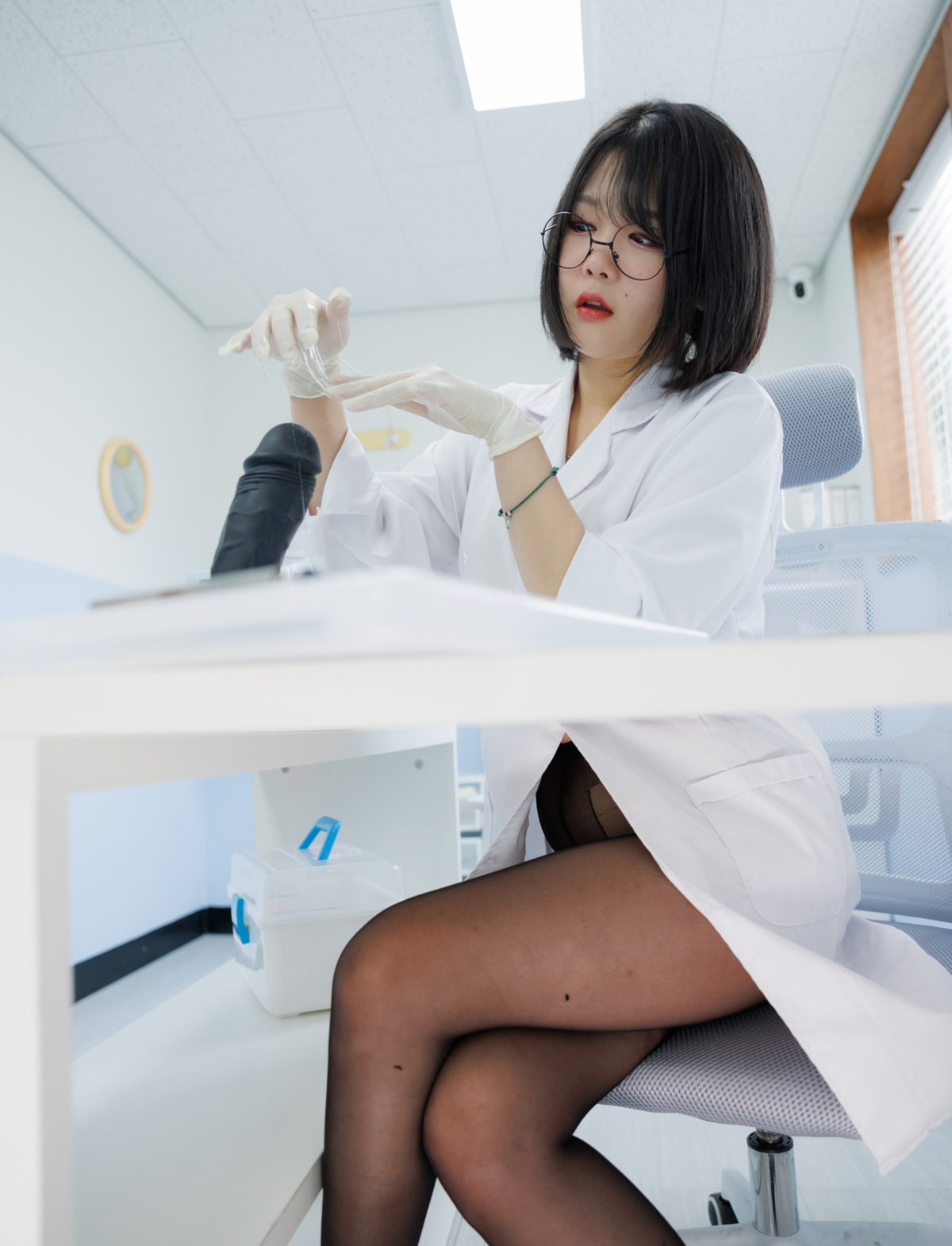 ZIA.Kwon 권지아, READY Vol.01 “Lady Doctor” Set.01の写真 5