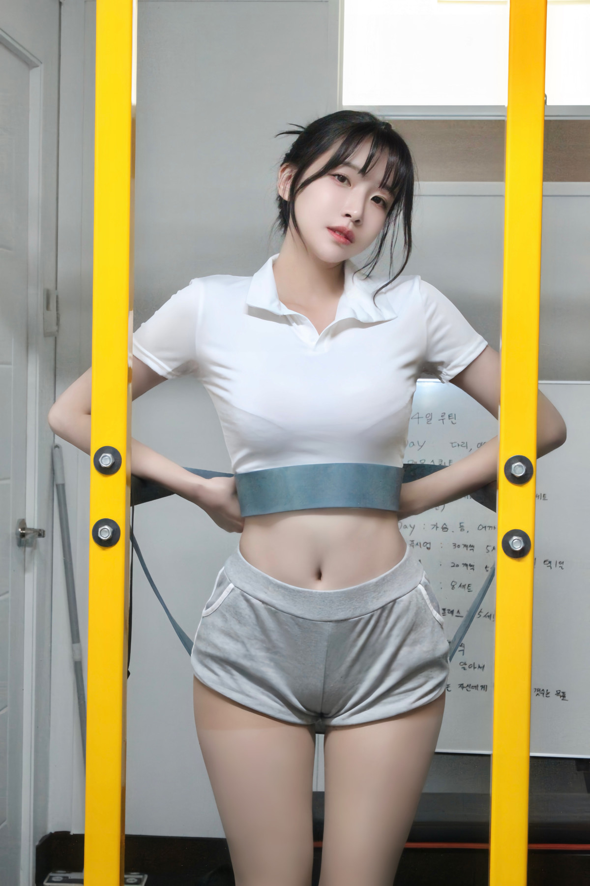 Lee Ahrin 이아린, LIKEY Web Pictorial Set.01の写真 7
