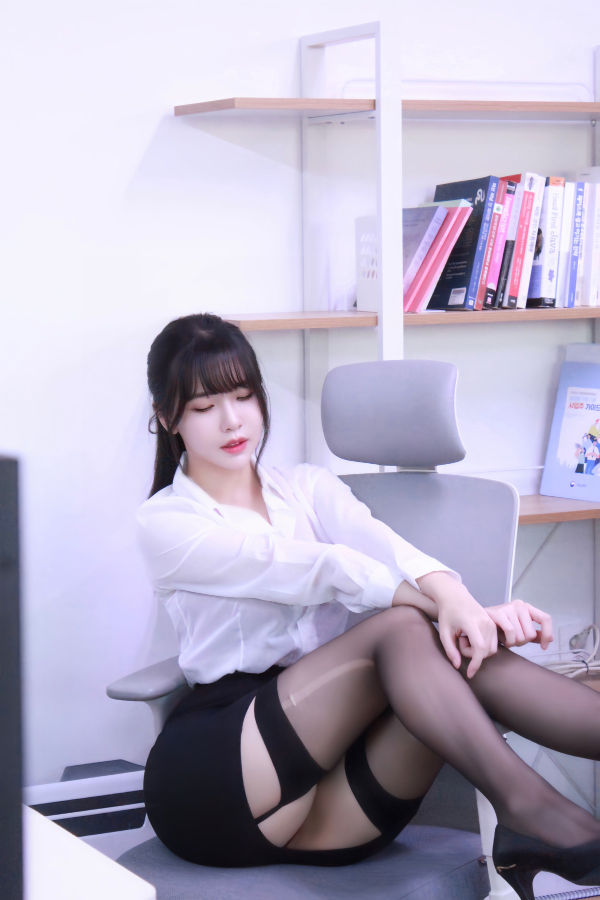 Lee Ahrin 이아린, LIKEY Web Pictorial Set.02の写真 35