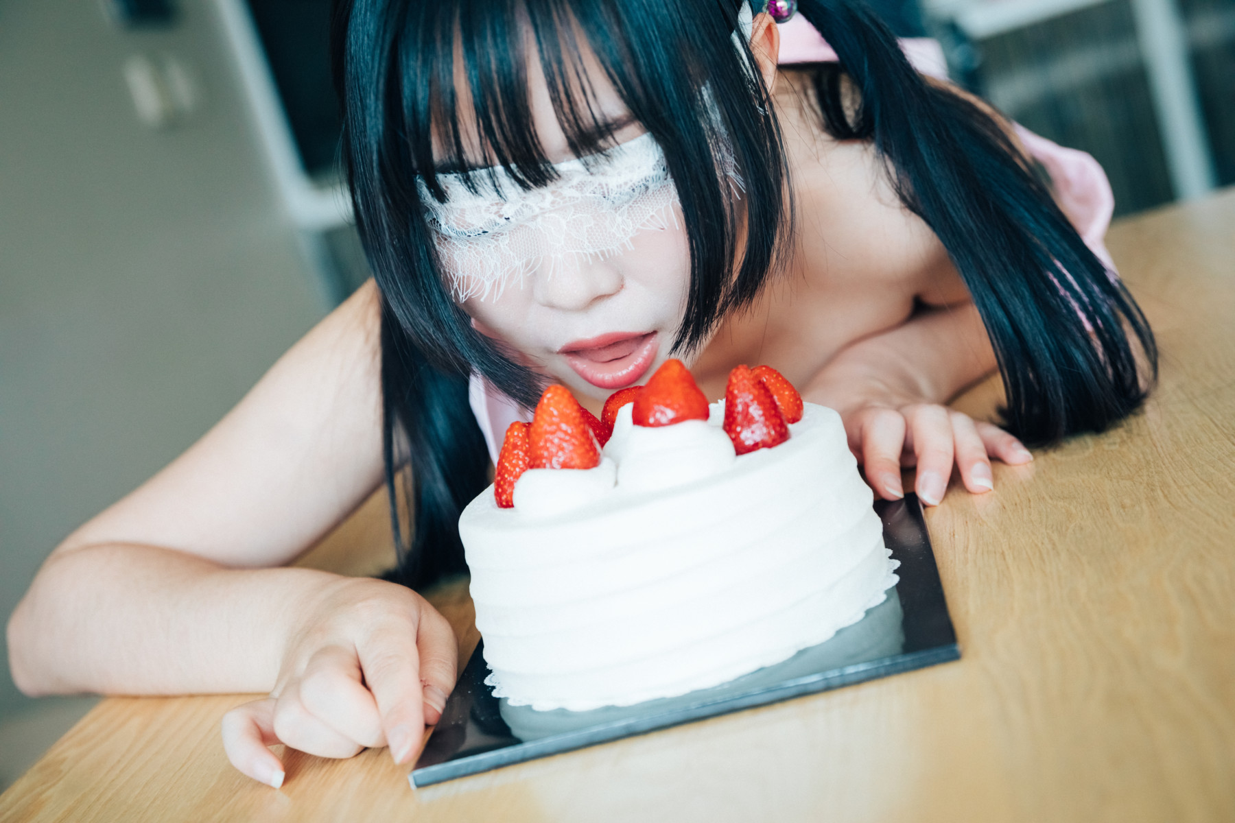 Min 민, Loozy “Taste Me”の写真 8