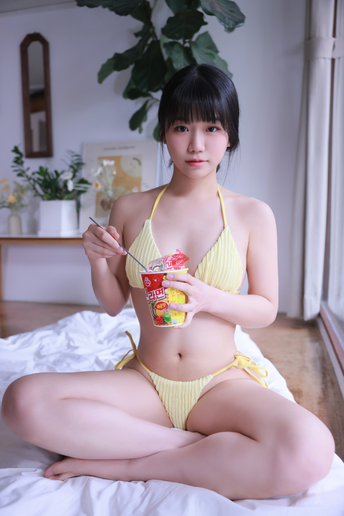 Yui 유이, SWEETBOX Vol.39 Photobook Set.03の写真 35