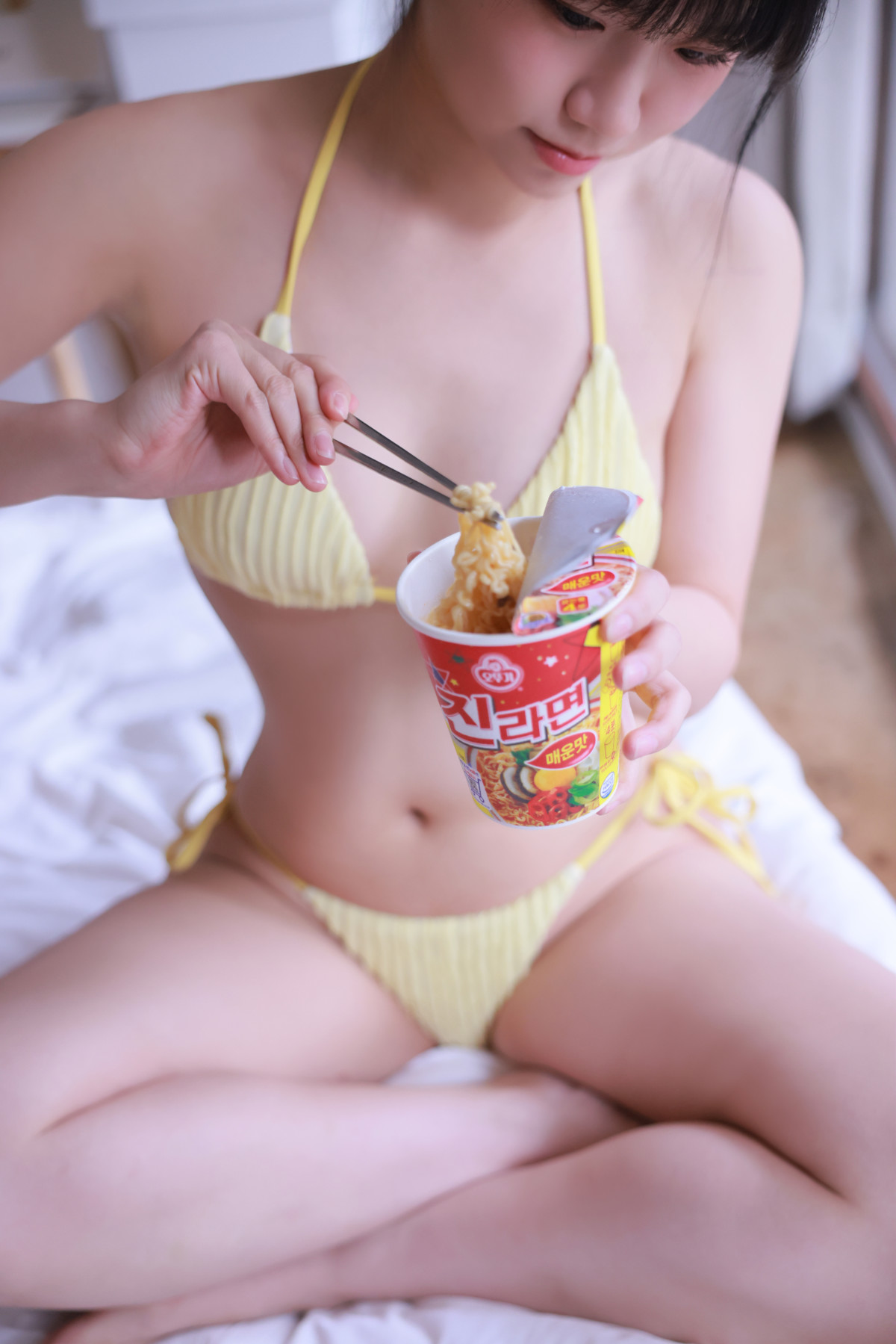 Yui 유이, SWEETBOX Vol.39 Photobook Set.03の写真 36