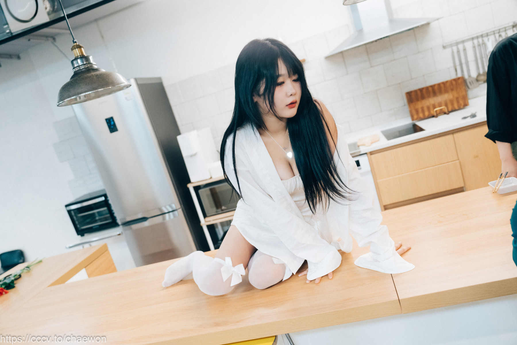 ZIA.Kwon 권지아, Loozy “Nyotaimori” Set.01の写真 2