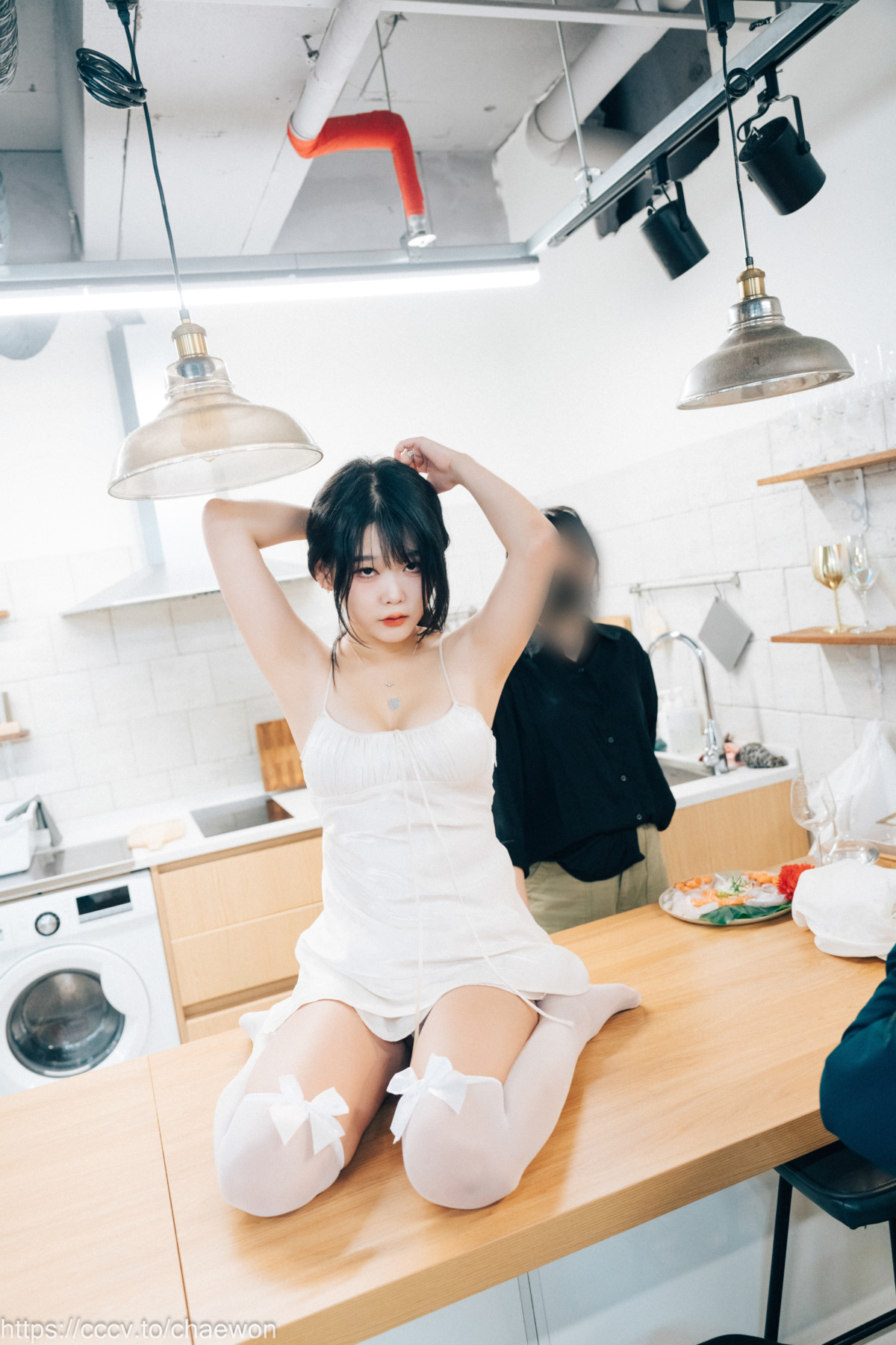 ZIA.Kwon 권지아, Loozy “Nyotaimori” Set.01の写真 10