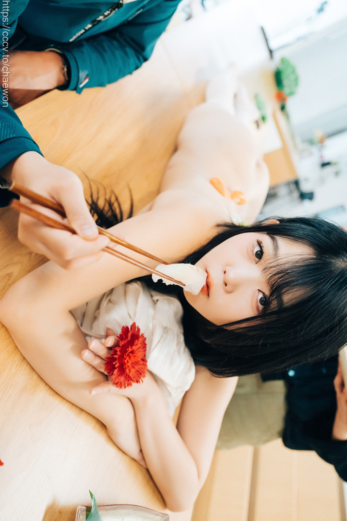 ZIA.Kwon 권지아, Loozy “Nyotaimori” Set.02の写真 27