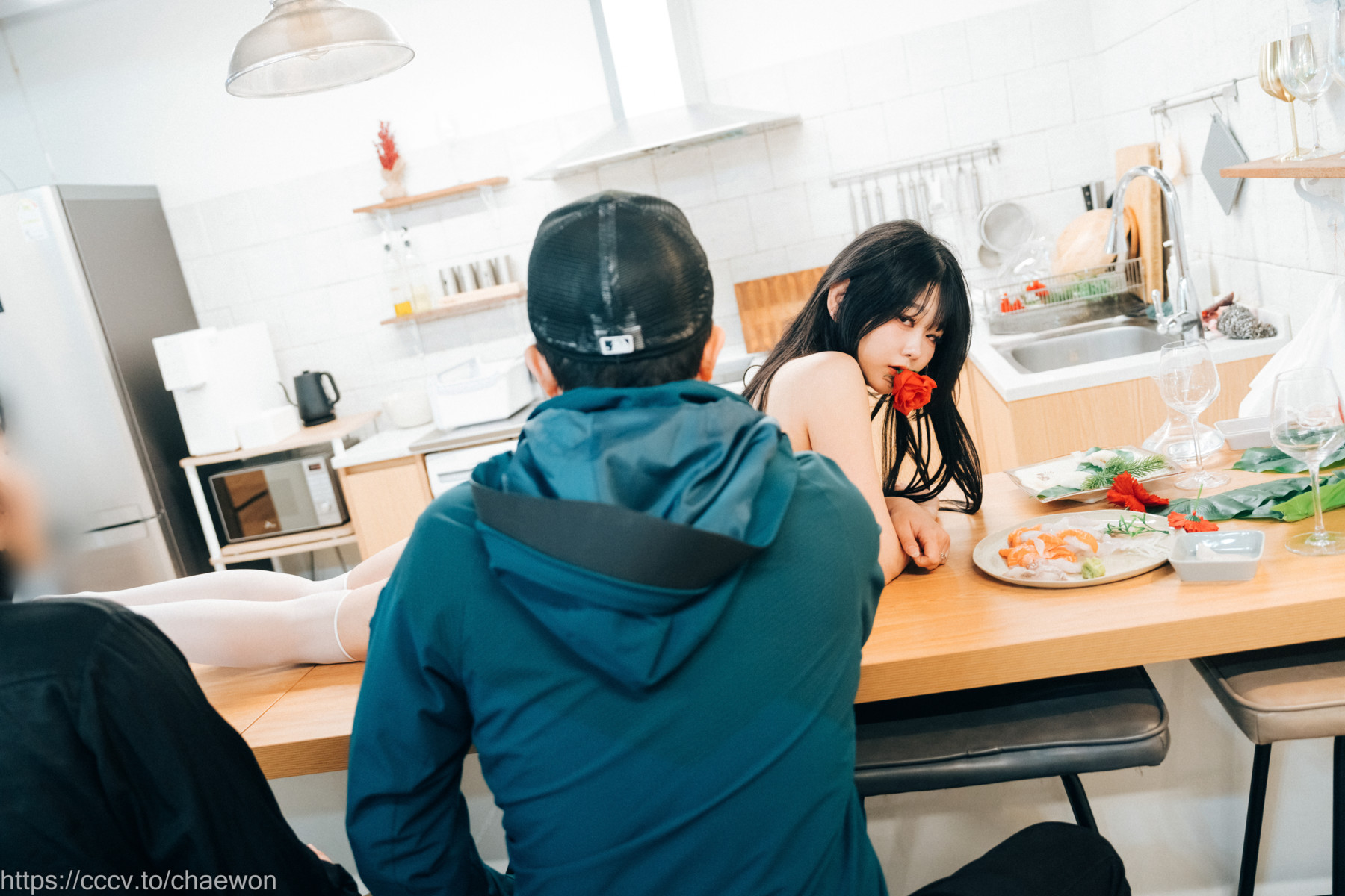 ZIA.Kwon 권지아, Loozy “Nyotaimori” Set.03の写真 15