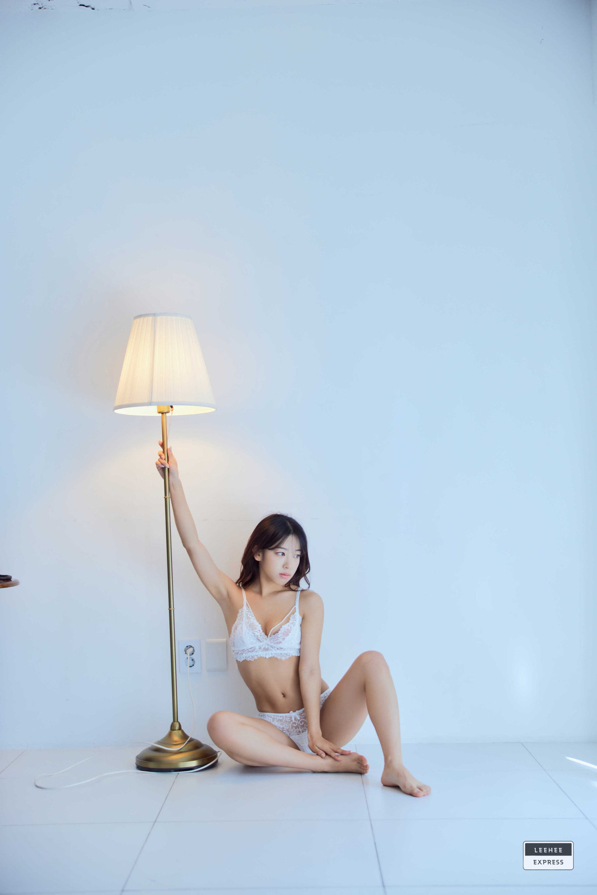 So Young 경이, LEEHEE EXPRESS LERB-225Aの写真 47