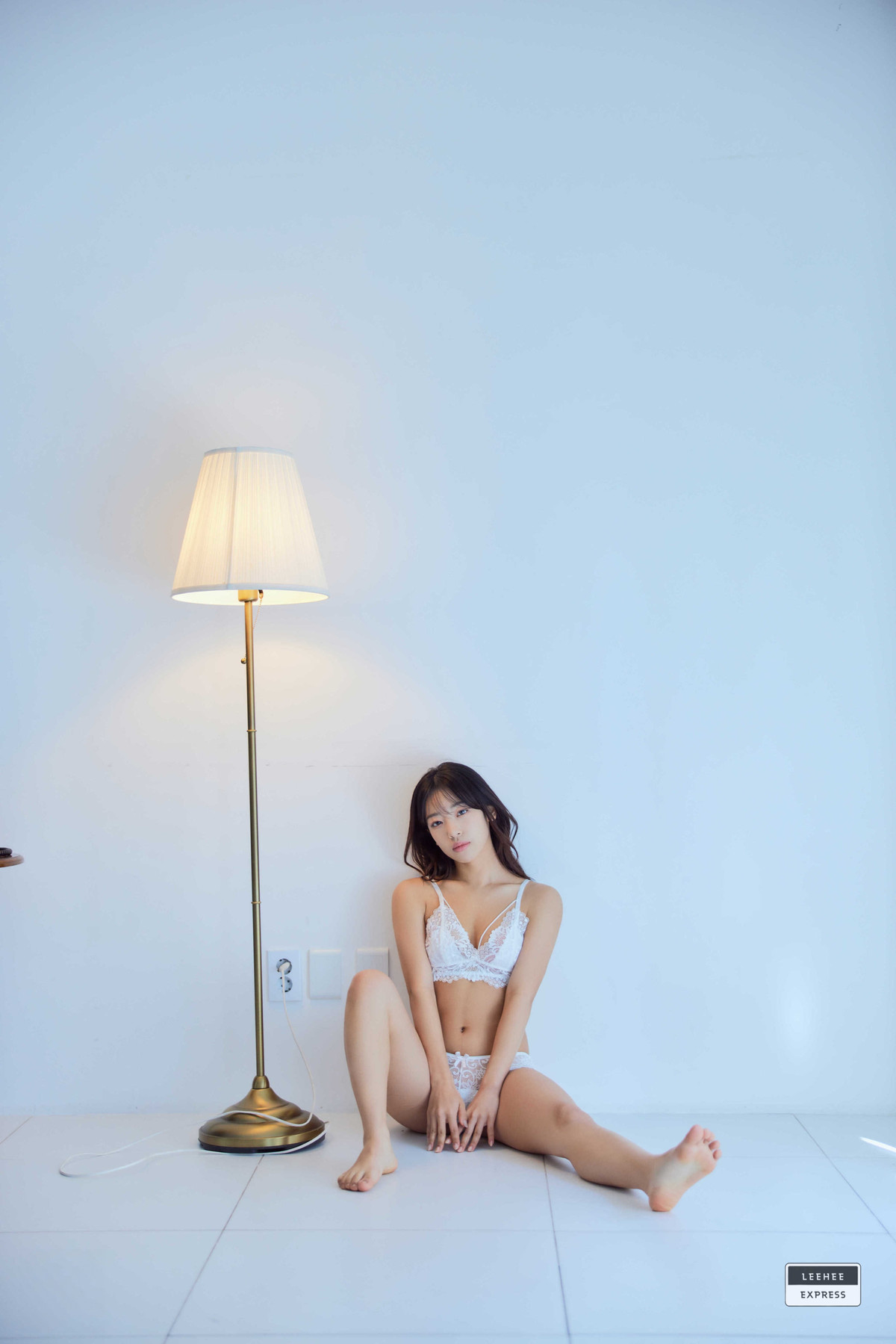 So Young 경이, LEEHEE EXPRESS LERB-225Aの写真 48