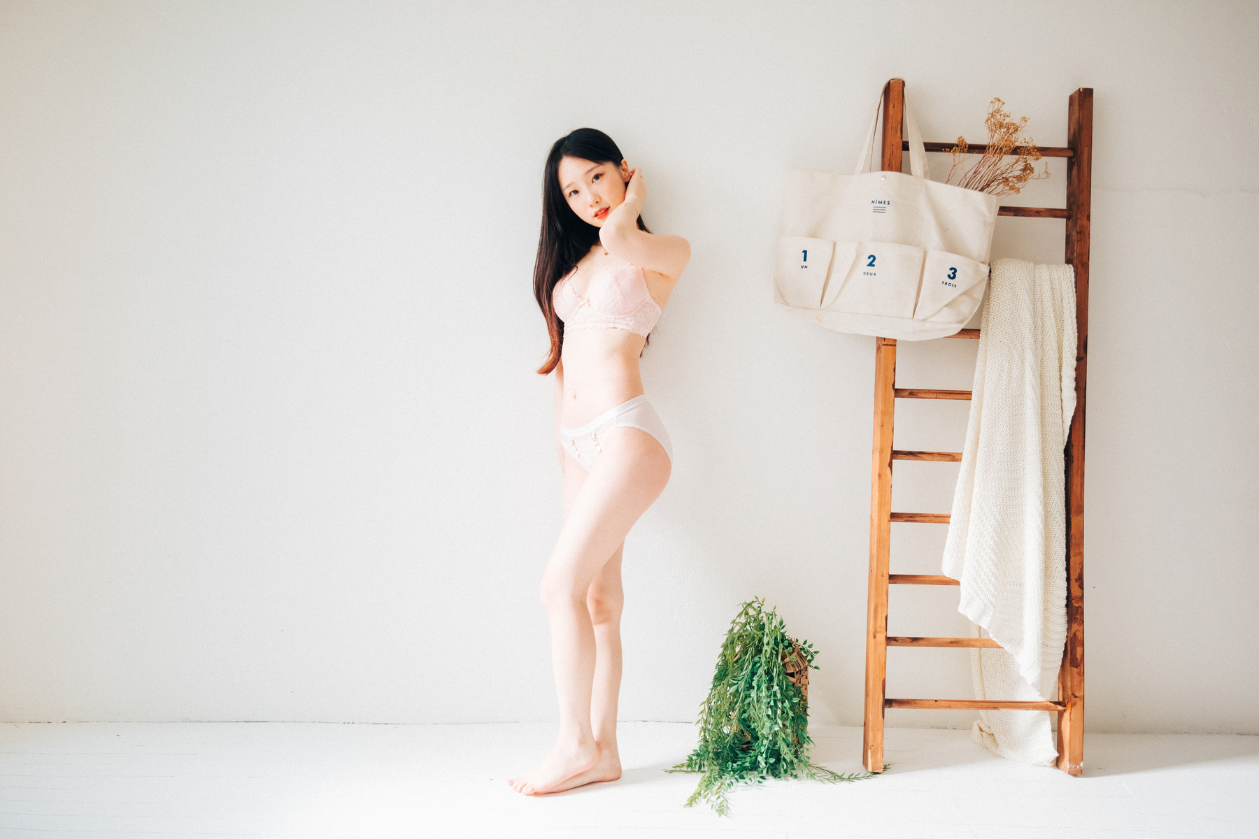 Pureding 퓨딩, LOOZY “Pure” Set.03の写真 3