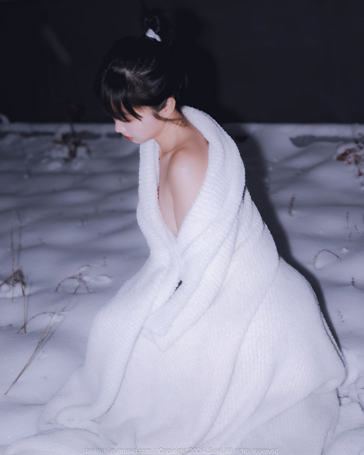 Suki 숙희, Photobook “Snowy Night” Set.01の写真 2
