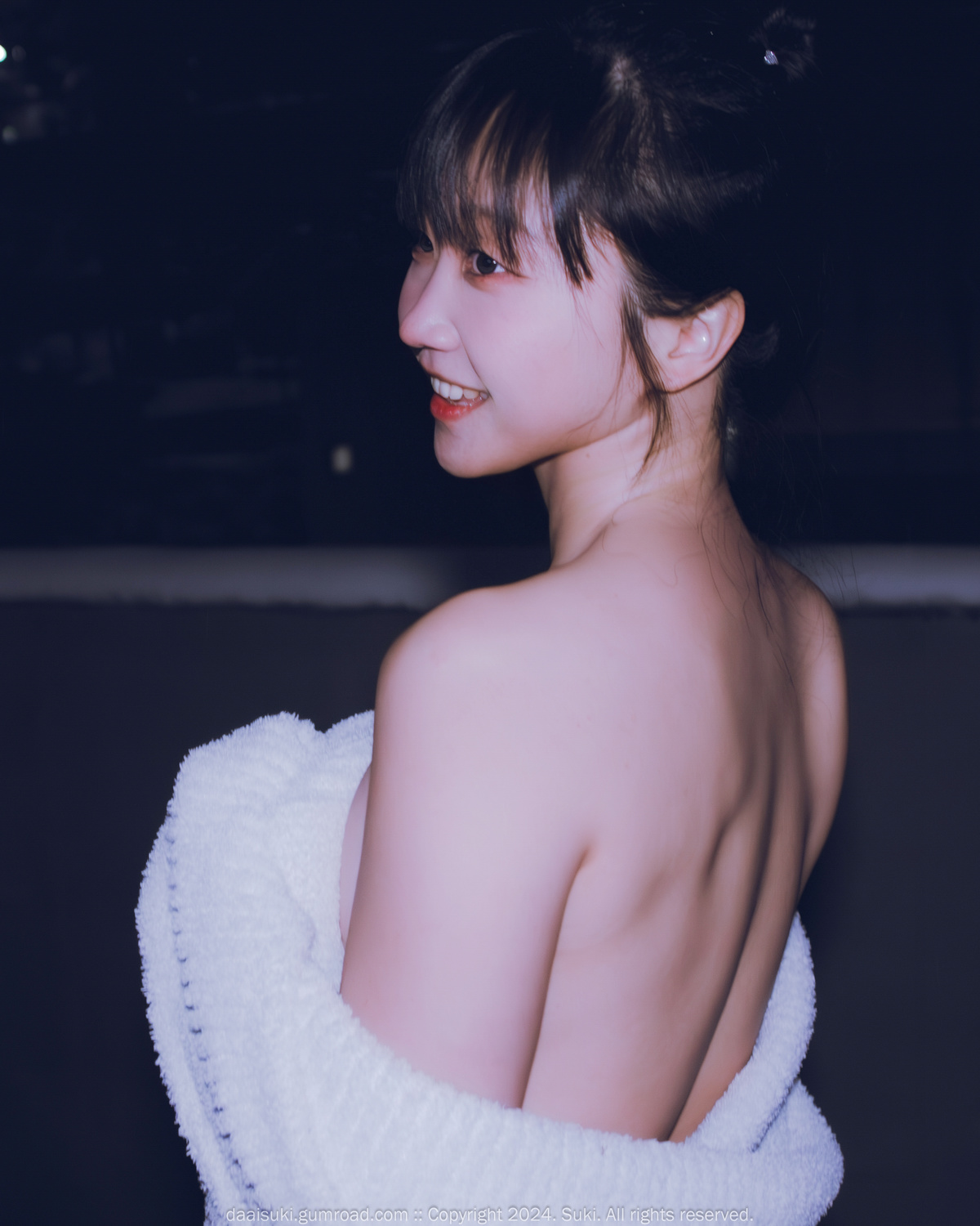 Suki 숙희, Photobook “Snowy Night” Set.01の写真 10