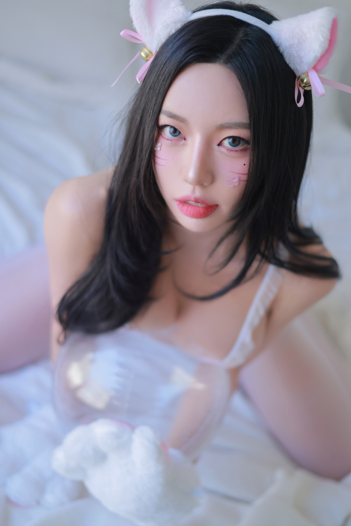 Dongeuran 동그란, PhotoBook “Cat Girl” Set.02の写真 42