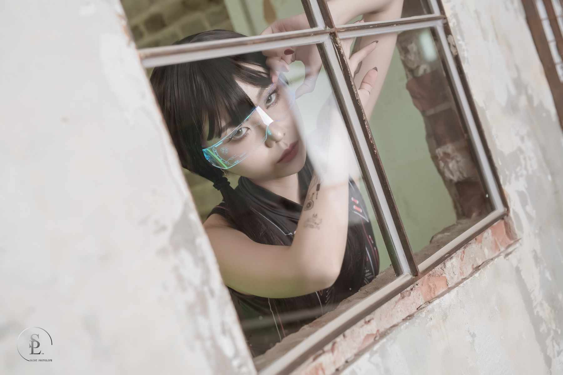 Yuna 유나, Saint PhotoLife Vol.46 Cyber Punk Set.02の写真 3