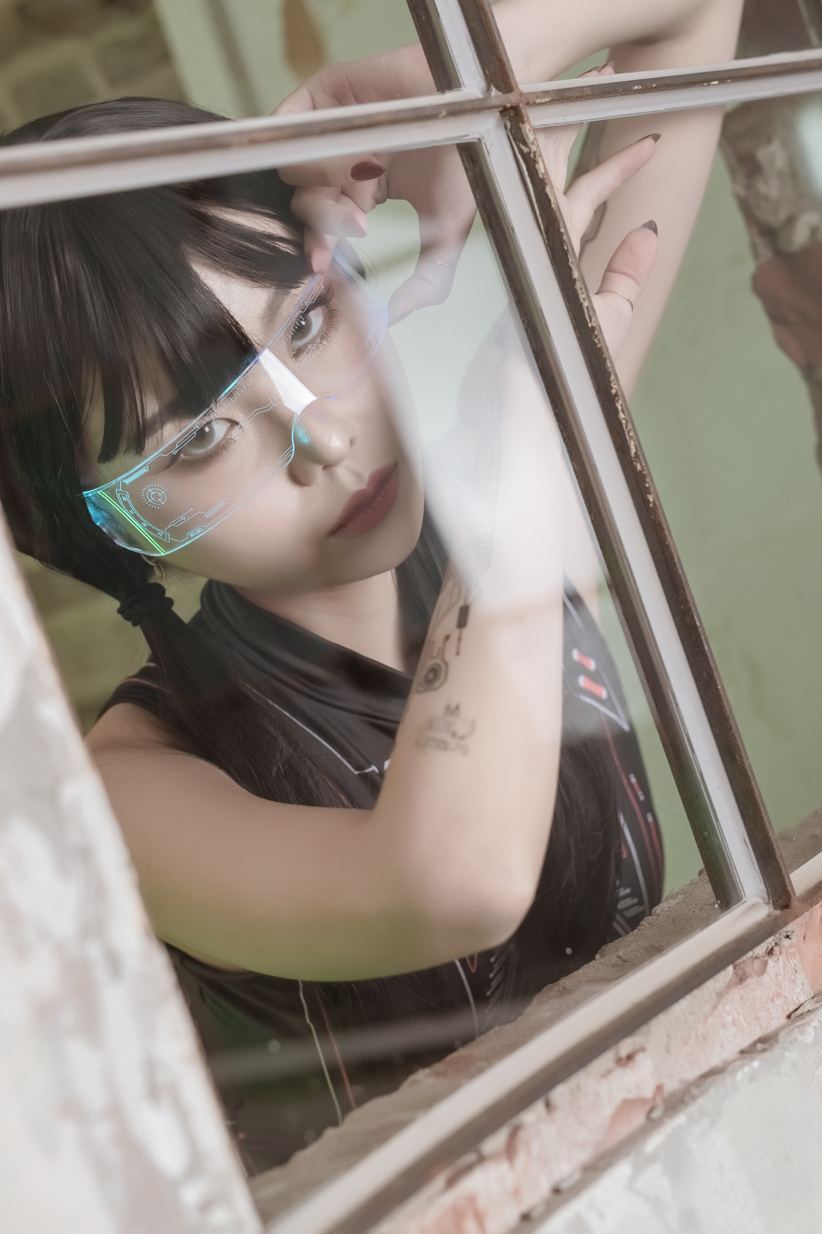 Yuna 유나, Saint PhotoLife Vol.46 Cyber Punk Set.02の写真 4