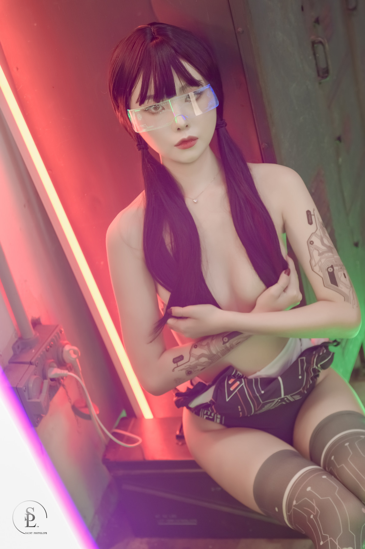 Yuna 유나, Saint PhotoLife Vol.46 Cyber Punk Set.02の写真 27