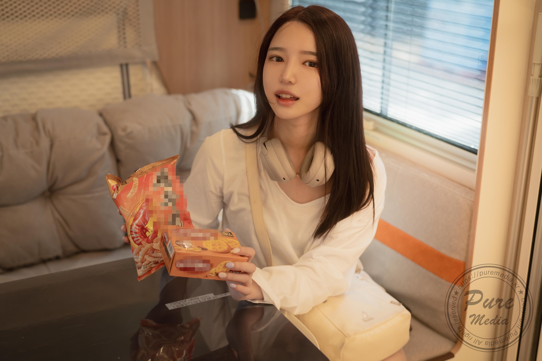 Yeha 예하, PURE MEDIA Vol.287 “Sex Vacation in Camping Car” Set.02の写真 20