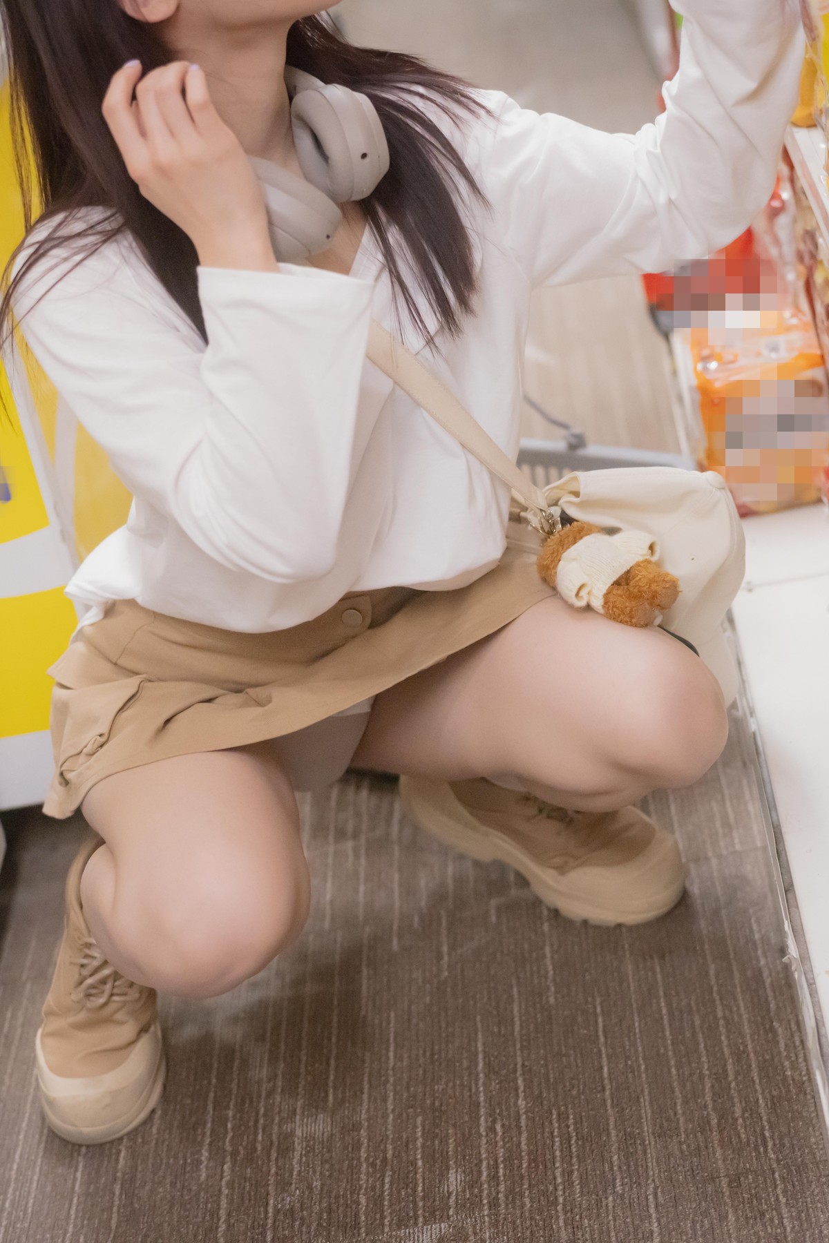 Yeha 예하, PURE MEDIA Vol.287 “Sex Vacation in Camping Car” Set.03の写真 5
