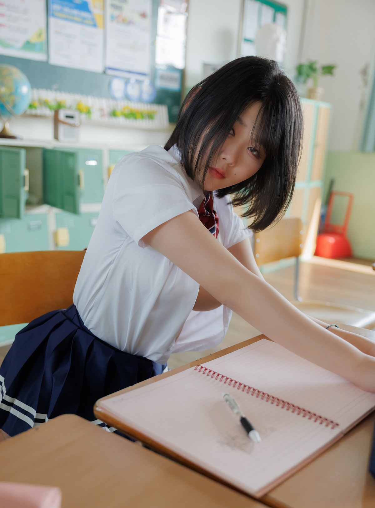 ZIA.Kwon 권지아, Ready Photobook Vol.02 School Girl Set.02の写真 15