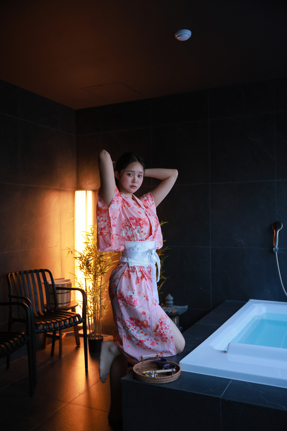 Inah 이나, SWEETBOX Vol.40 Photobook Set.01の写真 17