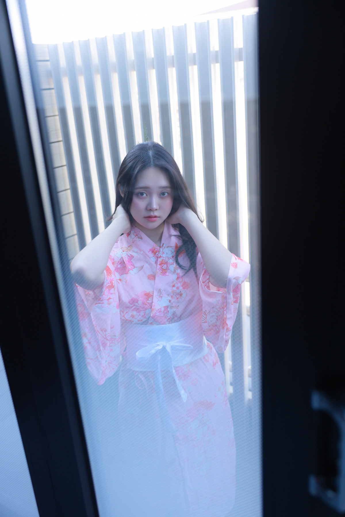 Inah 이나, SWEETBOX Vol.40 Photobook Set.02の写真 16