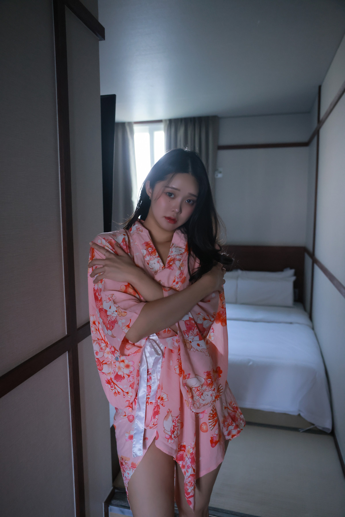Inah 이나, SWEETBOX Vol.40 Photobook Set.04の写真 8