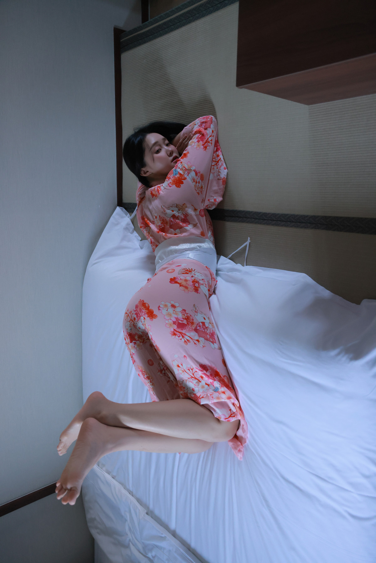 Inah 이나, SWEETBOX Vol.40 Photobook Set.04の写真 14