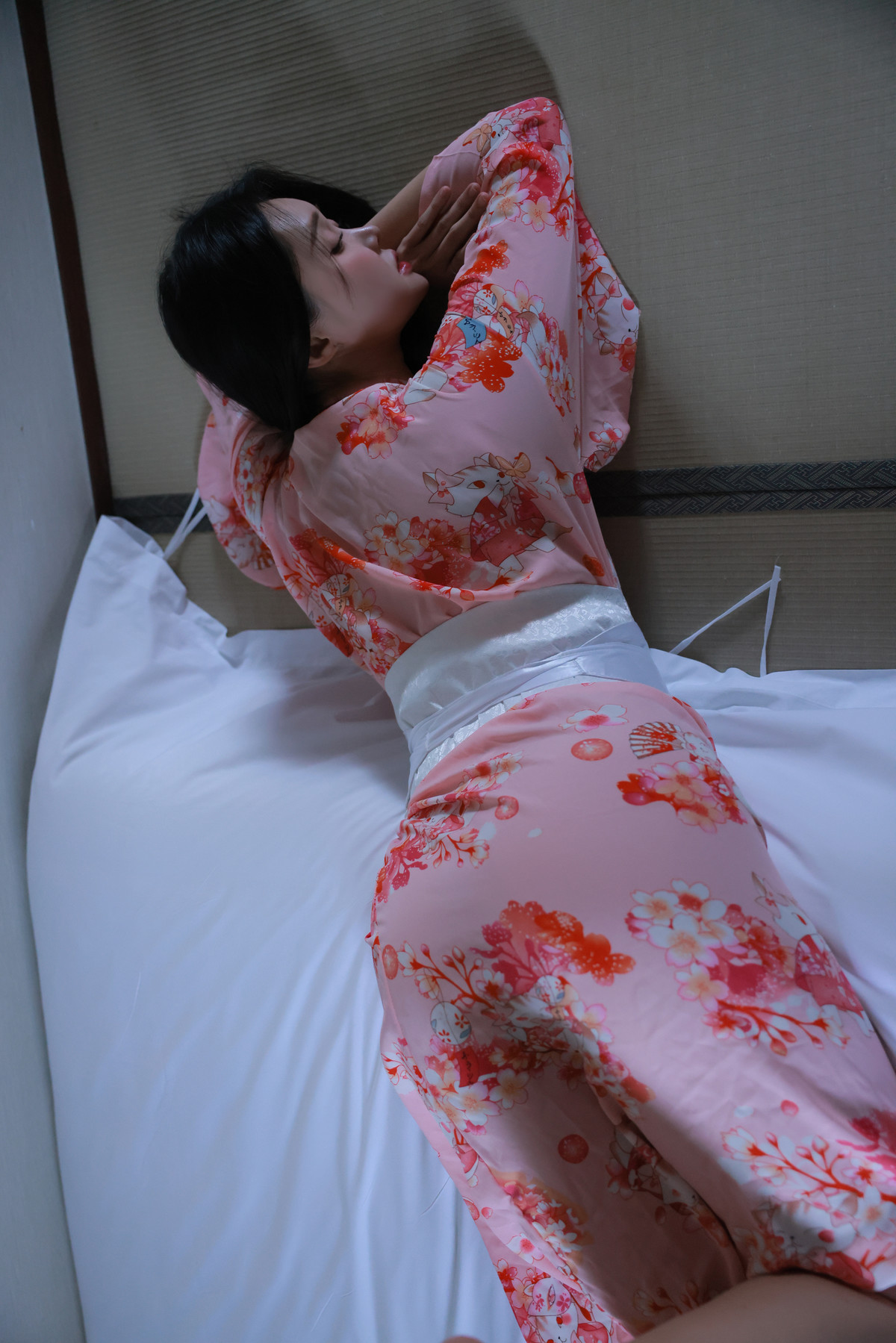 Inah 이나, SWEETBOX Vol.40 Photobook Set.04の写真 15