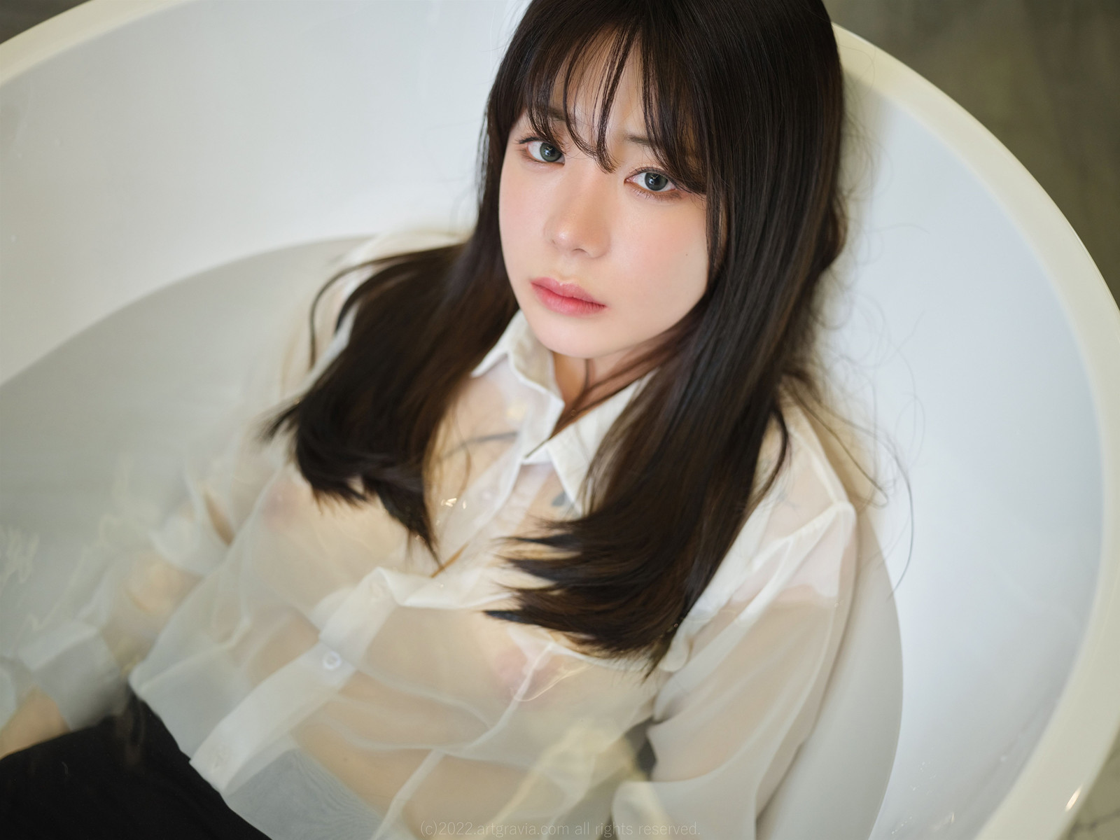 Wuyo 우요, ArtGravia Vol.403 Photobook Set.02の写真 4