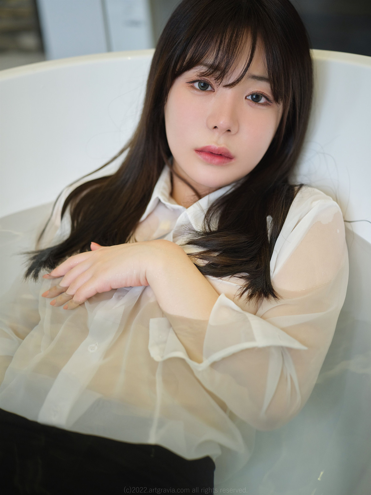 Wuyo 우요, ArtGravia Vol.403 Photobook Set.02の写真 5