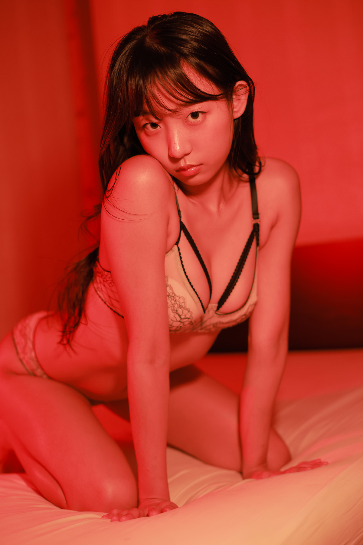 Eunji Pyo 표은지, Photobook Eunji Pyoapple Set.01の写真 18