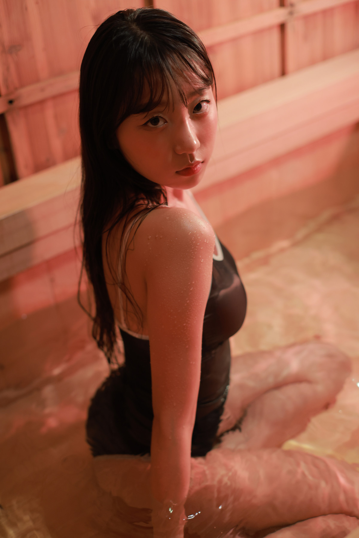 Eunji Pyo 표은지, Photobook Eunji Pyoapple Set.01の写真 30