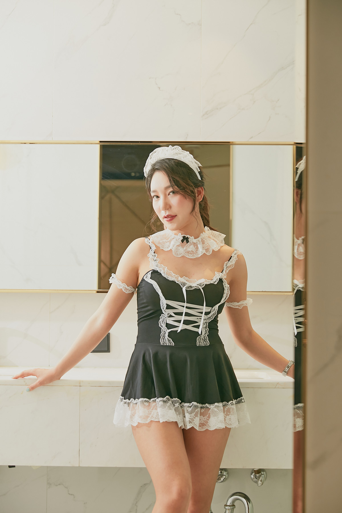 MINI 미니, Photobook #6 Your Maidの写真 17