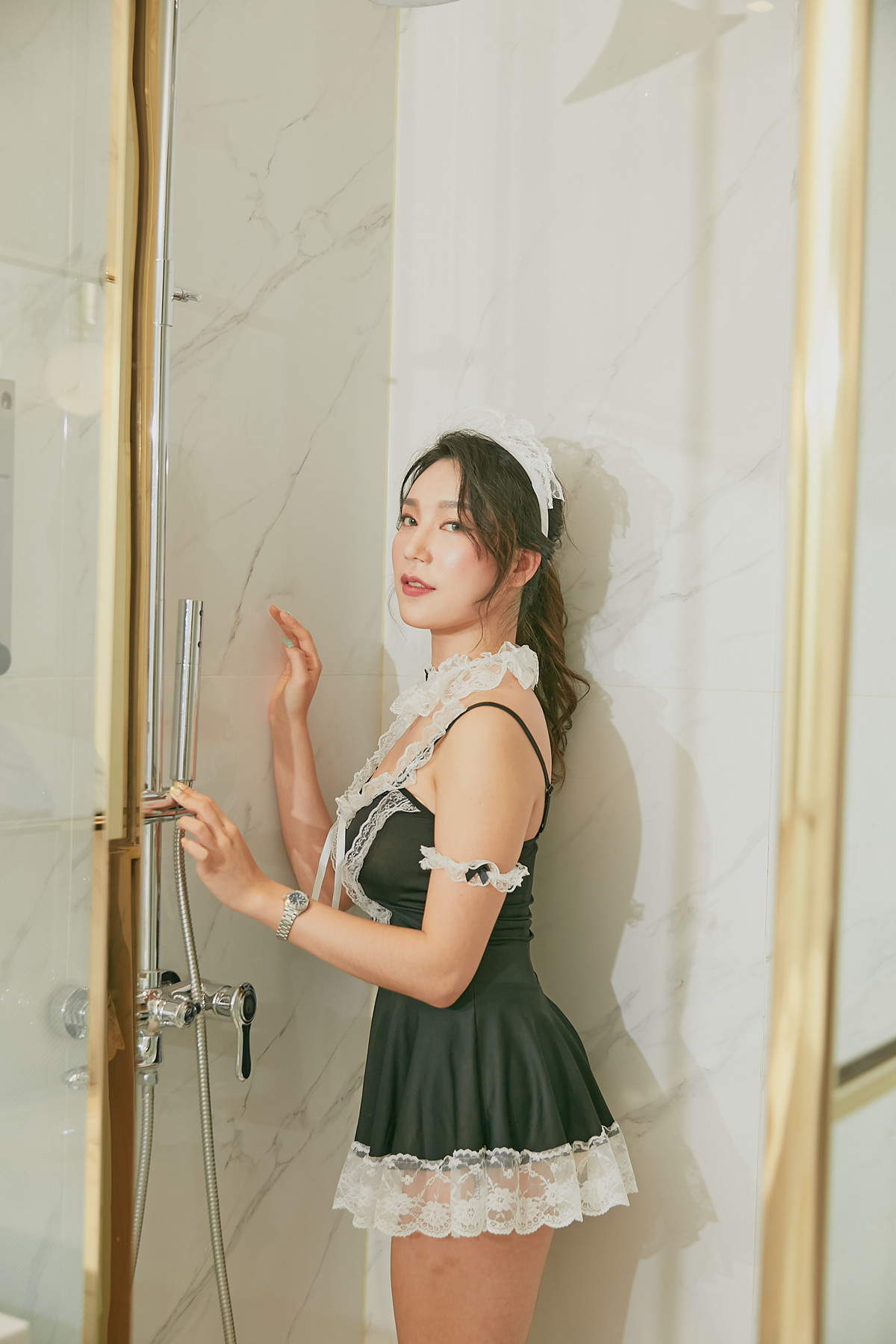MINI 미니, Photobook #6 Your Maidの写真 24