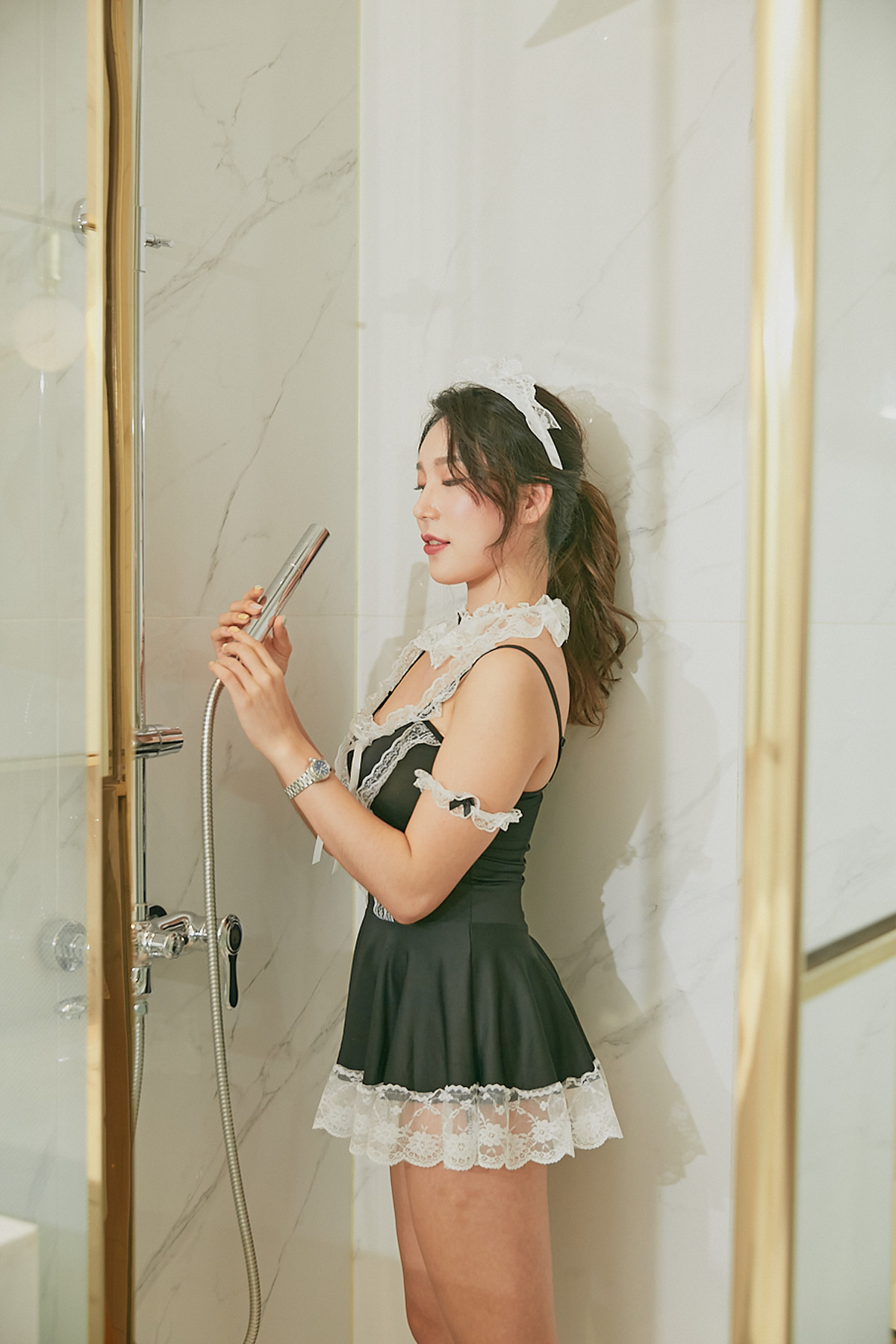 MINI 미니, Photobook #6 Your Maidの写真 35