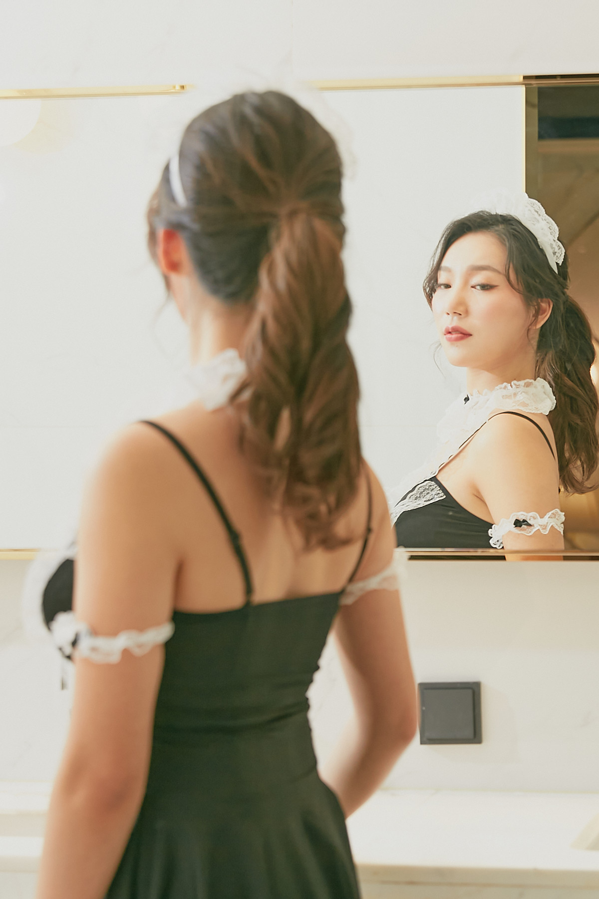 MINI 미니, Photobook #6 Your Maidの写真 40