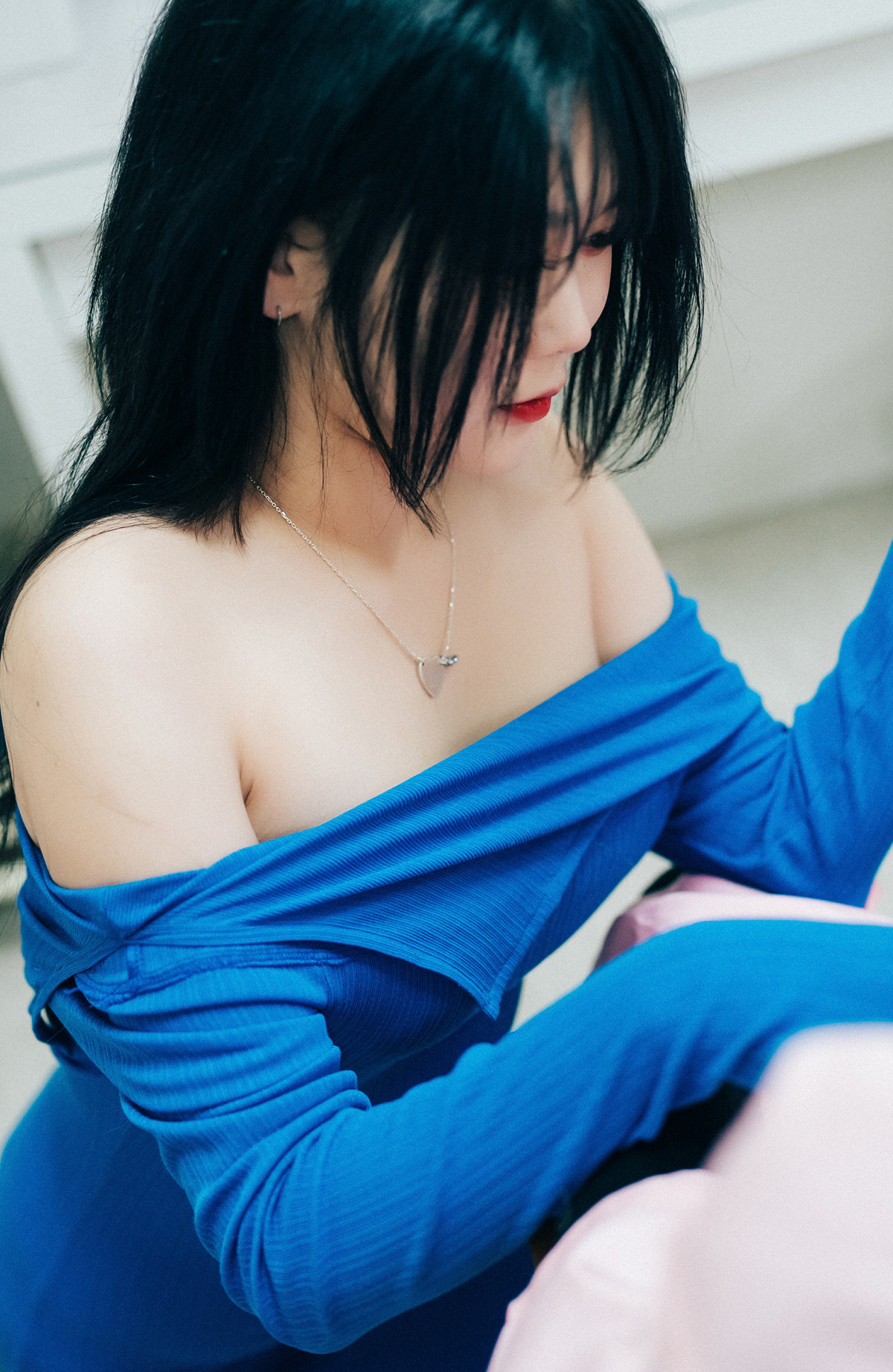 ZIA.Kwon 권지아, Loozy ‘Adult Hair Shop’ Set.02の写真 7