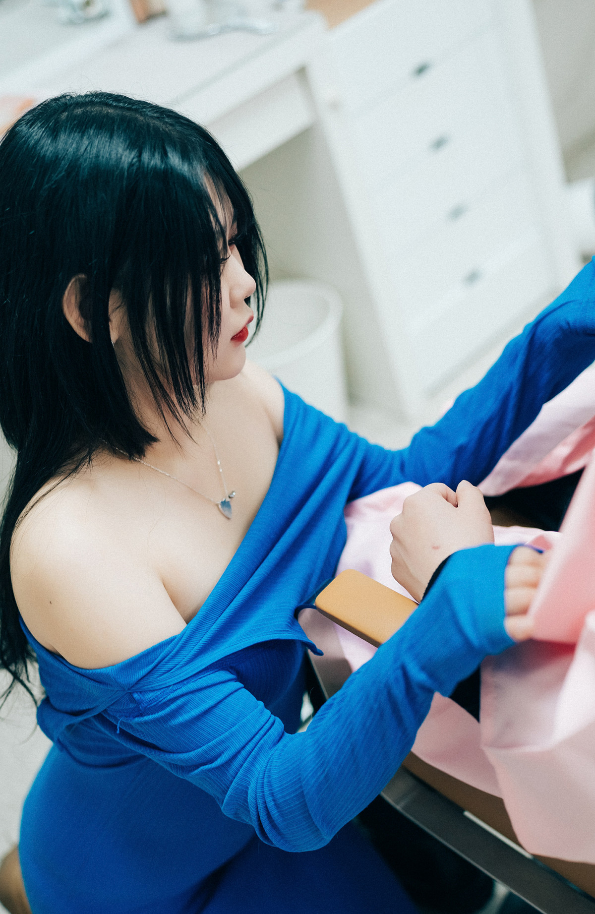 ZIA.Kwon 권지아, Loozy ‘Adult Hair Shop’ Set.02の写真 9