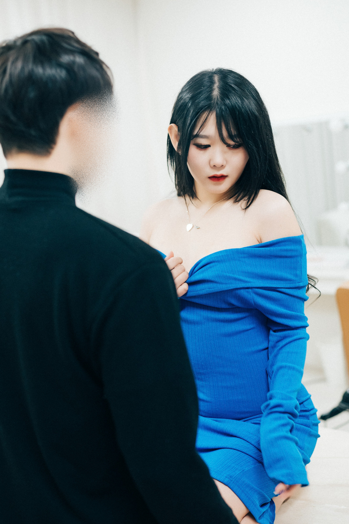 ZIA.Kwon 권지아, Loozy ‘Adult Hair Shop’ Set.02の写真 40