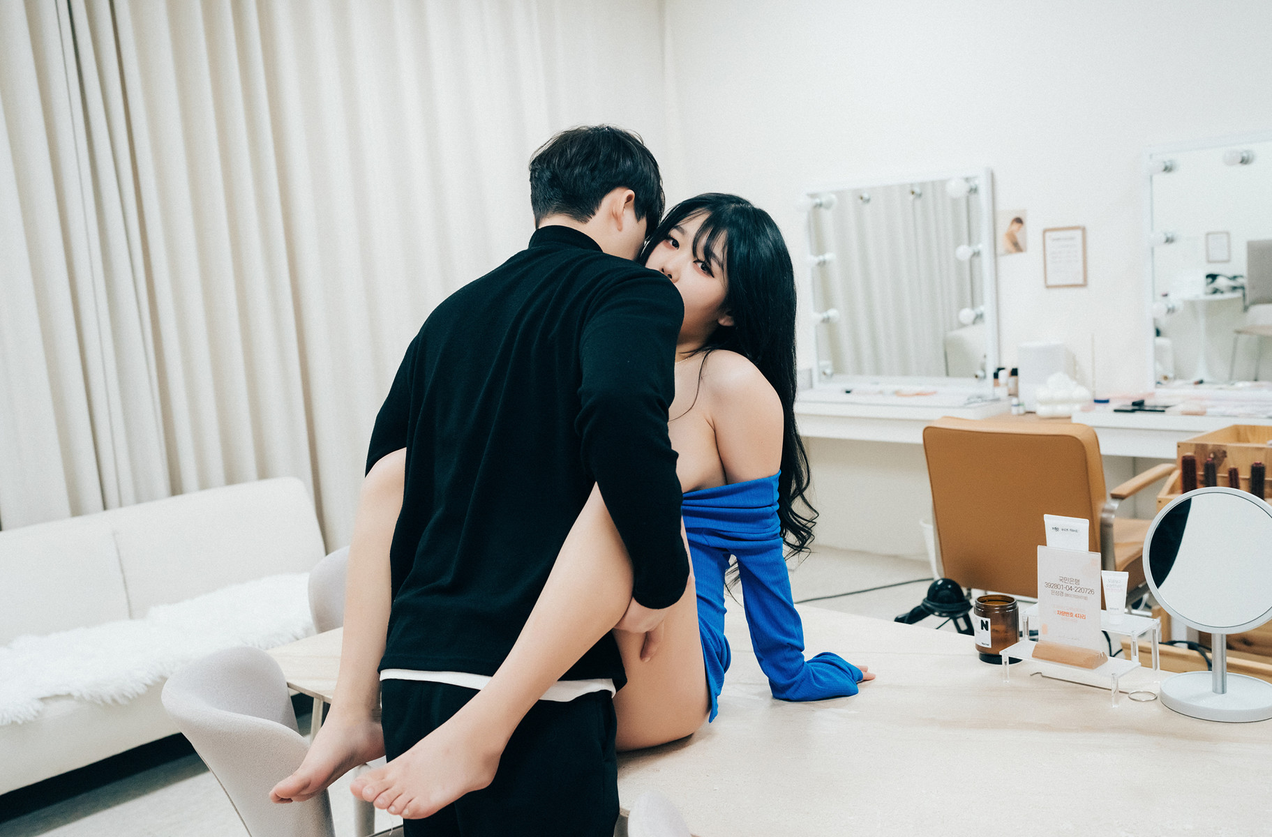 ZIA.Kwon 권지아, Loozy ‘Adult Hair Shop’ Set.02の写真 67