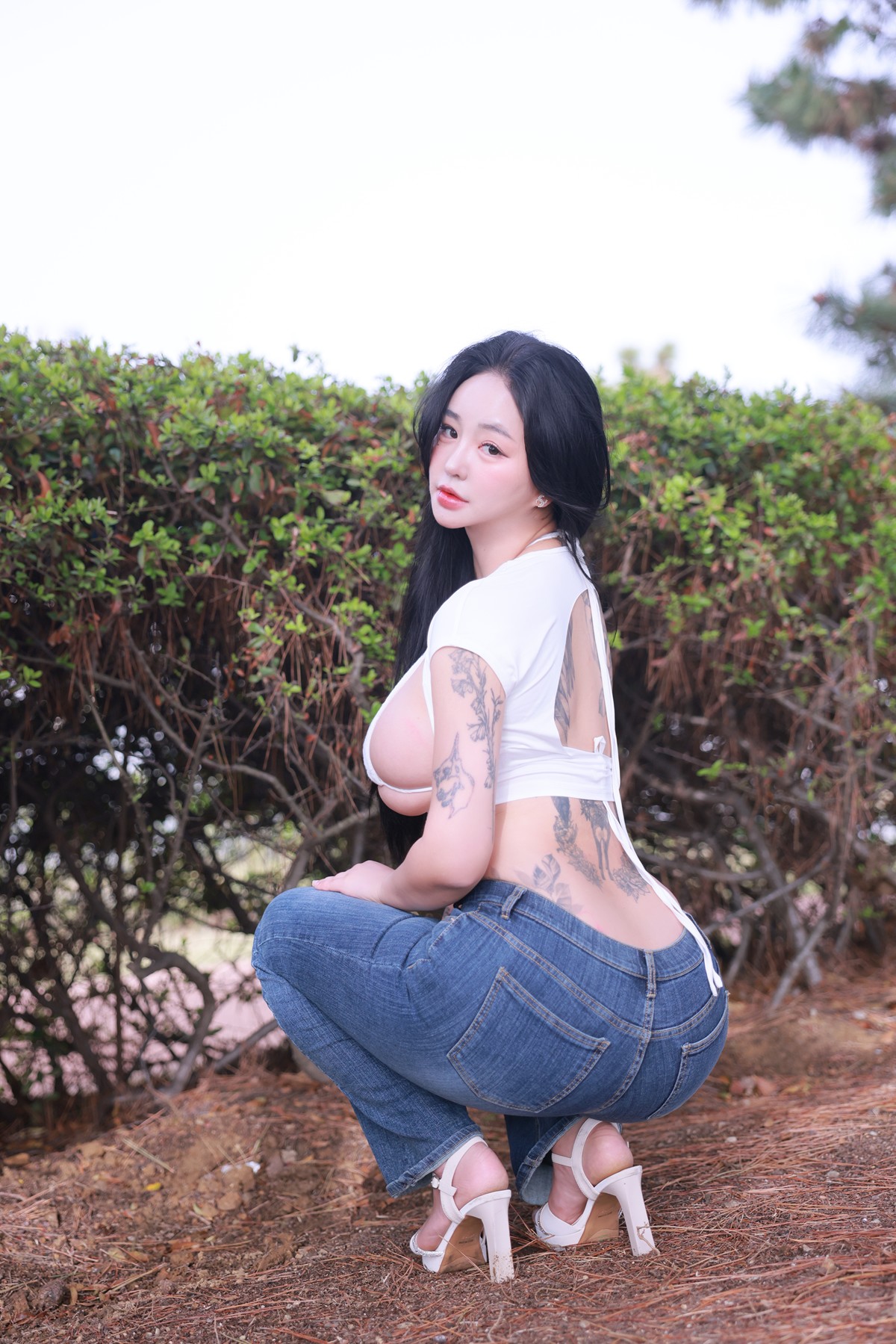 Jeon BoYeon 전보연, Photobook ‘Moo Hot Debut’ Set.02の写真 5